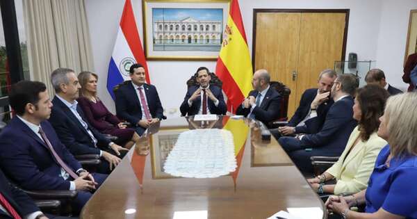 La Nación / Latorre resalta potencial del acuerdo UE-Mercosur ante senadores españoles