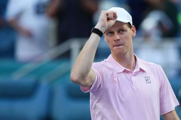 Sinner avanza a cuartos y salva su racha en el Masters de Miami  - Polideportivo - ABC Color