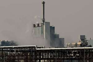 Precios del petróleo caen casi 6% luego de que Trump presentara plan de paz a Irán  - Mundo - ABC Color