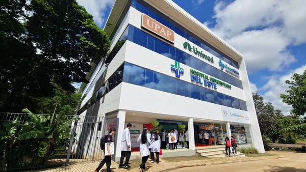 UPAP inaugura hospital universitario en Ciudad del Este