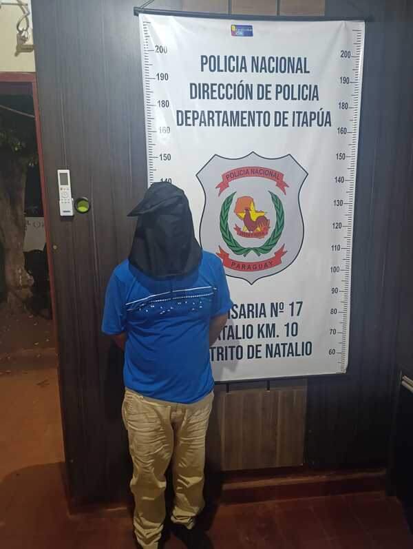 Hombre es detenido tras violento altercado familiar