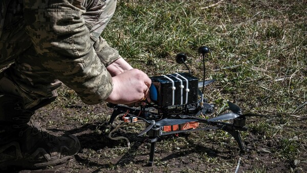 Dos drones violan el espacio aéreo de Letonia y uno de ellos explota cerca de un pueblo