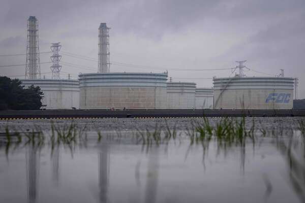 Plan de paz de Trump presiona a la baja los precios del petróleo - Mundo - ABC Color