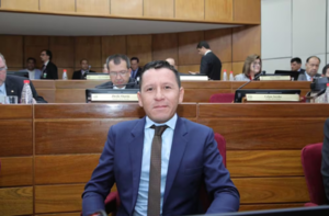 Chaqueñito piensa renunciar: “Quiero ser feliz, común y corriente”, dijo.