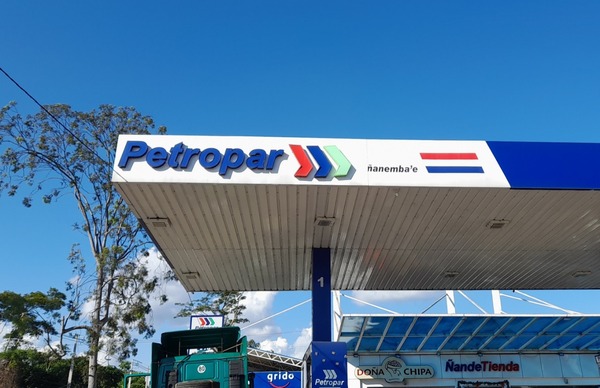 Presidente de Petropar descarta escasez de combustibles en las estaciones de la empresa estatal - San Lorenzo Hoy