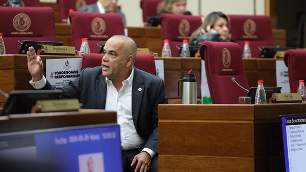 Basilio Núñez confirma que “Chaqueñito” baraja renunciar al Senado