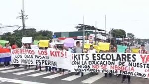 kits escolares se entregarán después de Semana Santa