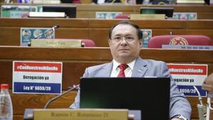 Pedirán a Trump que retire declaración "significativamente corrupto" a Cartes umía