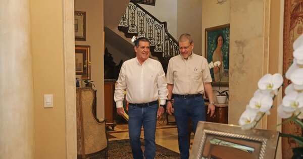 La Nación / “La fortaleza de Cartes hará que pronto se reintegre a la política activa”, dice Barrios