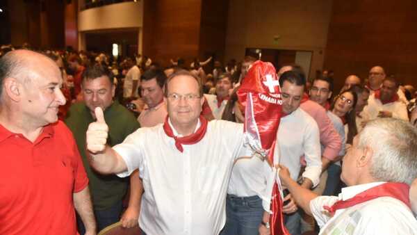 Camilo Pérez responde a unidad de la disidencia colorada: “Nuestra alianza es con el pueblo”