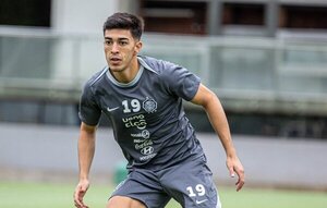 Aquiles Báez sale en defensa de Rubén Lezcano