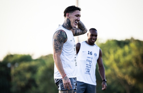 Bryan Bentaberry resintió su lesión: cómo formará Olimpia ante Sportivo 2 de Mayo