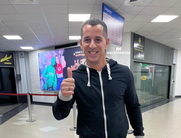 "Pipi" Romagnoli llegó con la ilusión de llevar a Guaraní a lo más alto posible