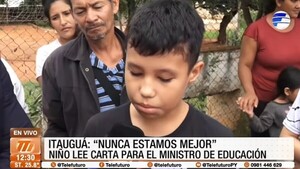 Niño lee carta al ministro de Educación por falta de kits escolares