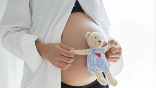 Gestación múltiple: Cuidados especiales que requieren los bebés y las madres