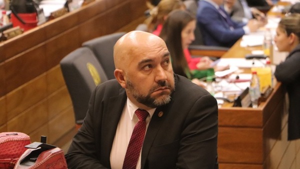 Juez rechaza anular la causa contra el exdiputado Orlando Arévalo