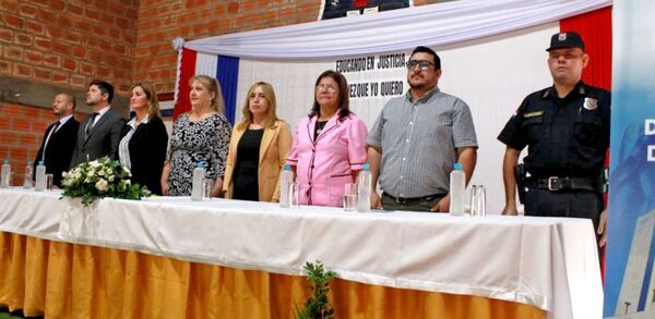 Continúa jornada educativa en la ciudad de Caapucú, departamento de Paraguarí
