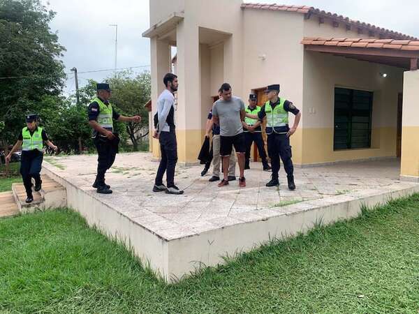Capturan en Caraguatay a dos miembros de la banda Campanas de Belén - Policiales - ABC Color