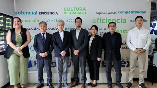 Japoneses visitan el país para explorar oportunidades en el sector forestal