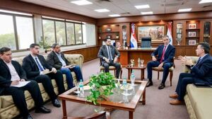 MIC y Municipalidad de Asunción coordinan acciones para fortalecer a Mipymes y avanzar en formalización