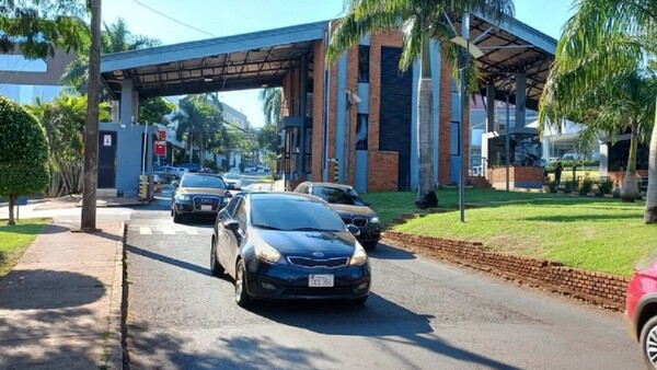 IPS no logra arrendar lujosos dúplex recuperados en Paraná Country Club