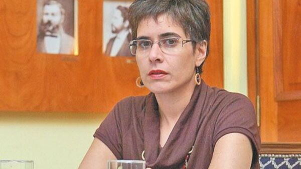 Advierten sobre altos niveles de deuda y menor inversión