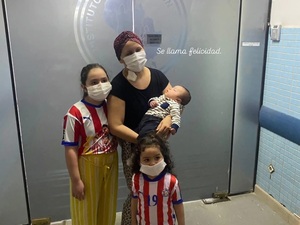 Madre con leucemia apela a la solidaridad para acceder a medicamento de USD 20 mil - trece