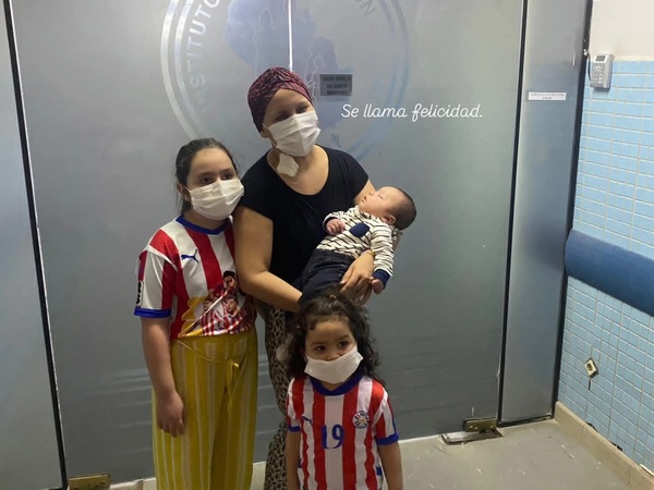 Joven madre con leucemia solicita ayuda para adquirir costoso fármaco | Unicanal