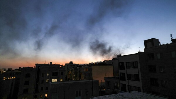 El Ejército de Israel dice haber completado ataques "a gran escala" contra Irán