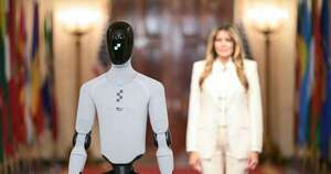 La Nación / Melania Trump sorprende con un androide en la Casa Blanca