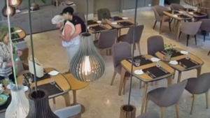 Moza que salvó a mamá de Peña fue despedida: "Me costó mi lugar de trabajo"