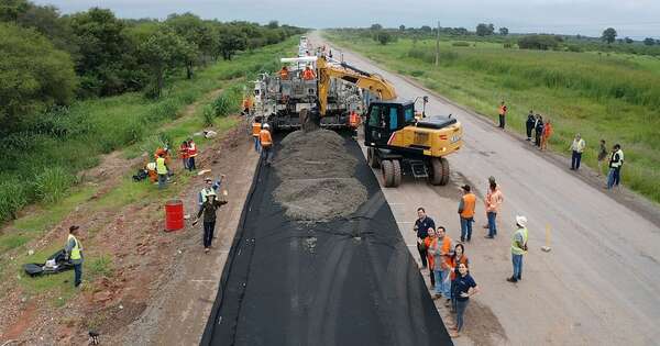 La Nación / Ponen a prueba pavimento rígido en el Lote A entre Pozo Colorado y Concepción