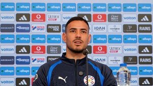 Sanabria no está contento con su presente en Italia