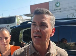 Peña se refiere al pasaje, salario mínimo y deuda farmacéutica