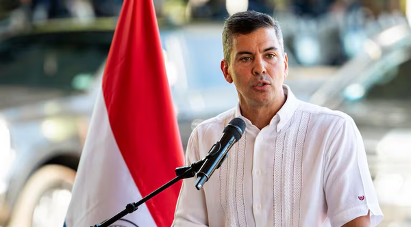 Peña descarta suba del pasaje y pide cargar combustible en Petropar - Noticiero Paraguay