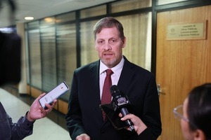 Hartos de sus escándalos, oficialistas plantearán la pérdida de investidura de Chaqueñito - ADN Digital