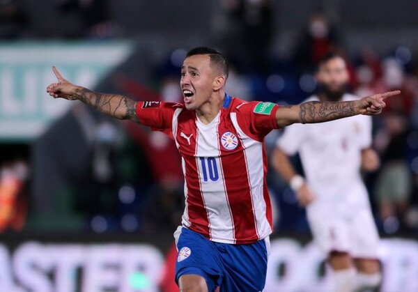 ¡Fuerza Kaku! Romero deja concentración por la muerte de su padre - trece