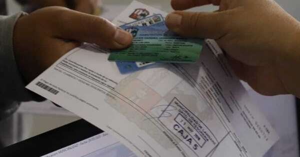 La Nación / Licencias de conducir vencen el 31 de marzo e instan a renovarlas para Semana Santa