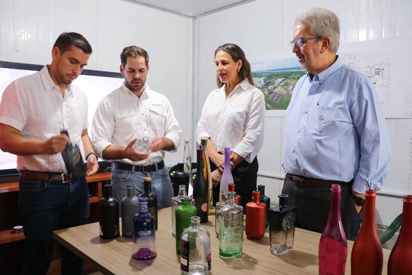 Paraguay se posiciona en la industria del vidrio