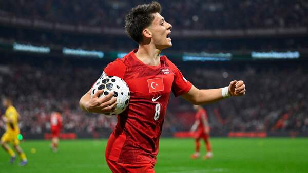 Turquía gana y queda a un paso del grupo de Paraguay