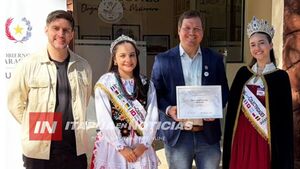 HOHENAU RECIBE RECONOCIMIENTO NACIONAL POR IMPULSO A LA CULTURA