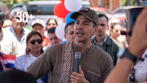 Peña descartó eventual suba del pasaje y pidió a transportistas cargar combustible de Petropar - trece