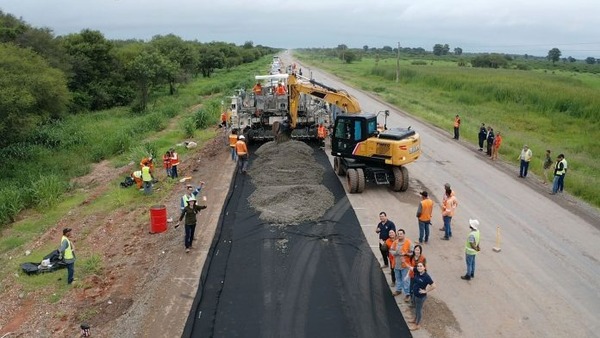 Pavimento rígido entre Pozo Colorado y Concepción avanza con instalación de pista de prueba - ADN Digital