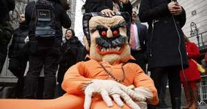 La Nación / Juez rechaza desestimar cargos contra Maduro en su segunda audiencia