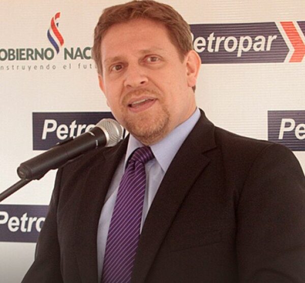 Inician investigación contra extitular de Petropar por presunto enriquecimiento ilícito - PDS RADIO Y TV