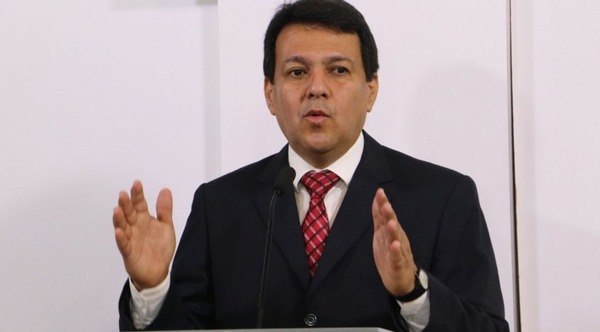 Critican intención de regular el uso de celulares en escuelas: “Será una ley muerta”