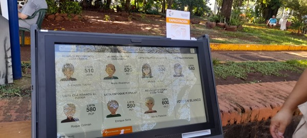 Elecciones 2026: Intensifican capacitaciones para el uso de máquinas de votación