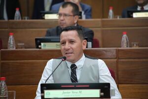 Al final, Chaqueñito anunció que no renunciará a su banca - ADN Digital