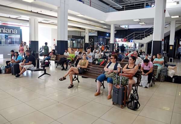 Semana Santa: esperan a 150.000 pasajeros en Estación de Buses de Asunción - Nacionales - ABC Color