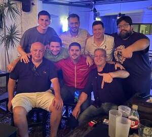 Primer roce Añeteté con Arnaldo: Piden la cabeza del jefe de campaña por reunirse con Nenecho - Política - ABC Color